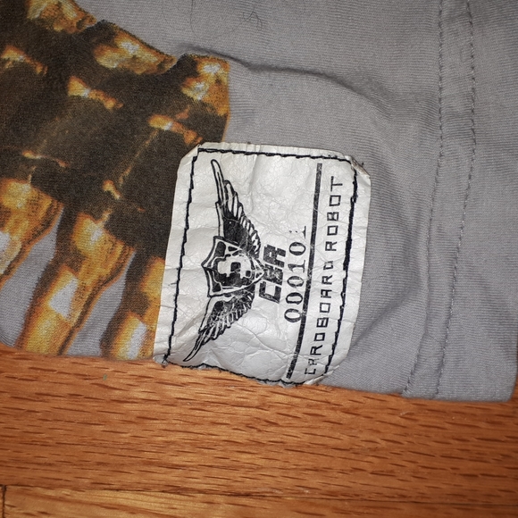 Cardboard robot t-shirt size small - Picture 2 of 2